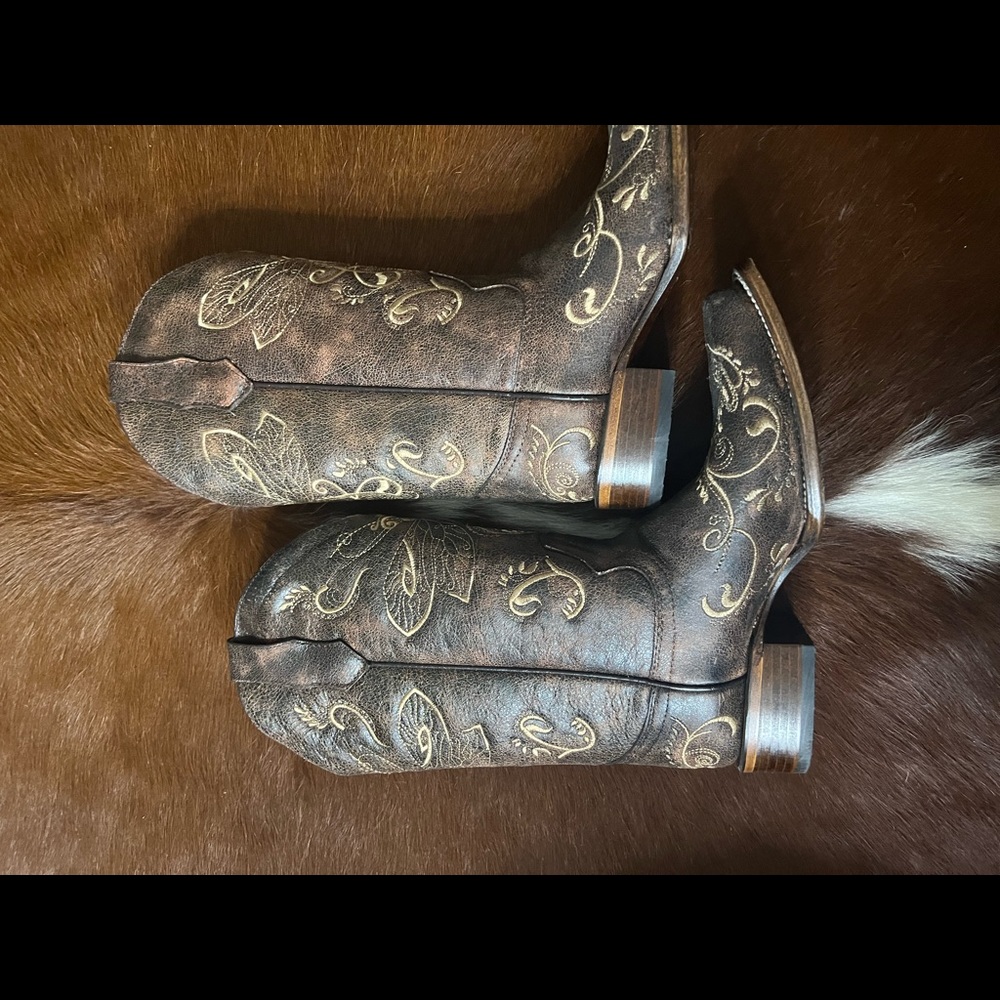 Dragon fly cowboy boots